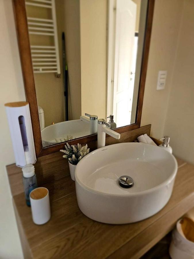 Laci Lak Premium Apartment Орадя Экстерьер фото
